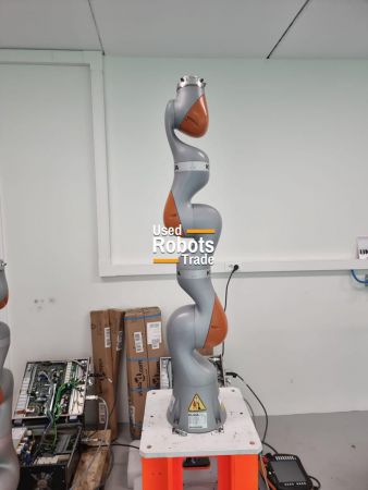 <?$this->content($robots, 'title', $lang)?>